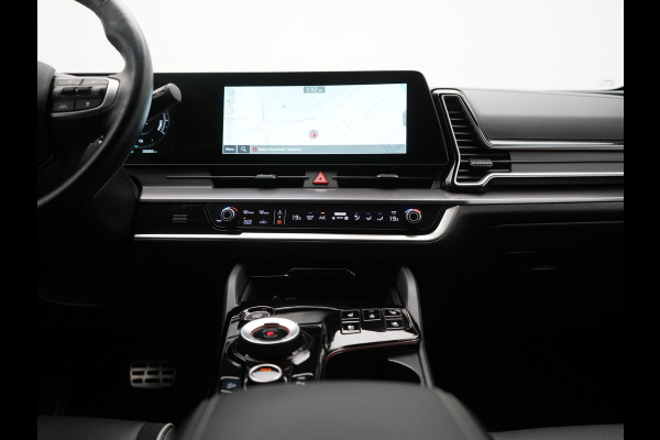 Kia Sportage 1.6 T-GDi AWD GT-Line PHEV 266pk Dealer O.H. | Adaptive Cruise | 360 Camera | Harman/Kardon | Lederen Sportstoelen Memory & Ventilatie | Keyless | Blis | Stoelen & Stuur Verwarmd | Apple Carplay | Navigatie | DAB | Plug In Hybrid |