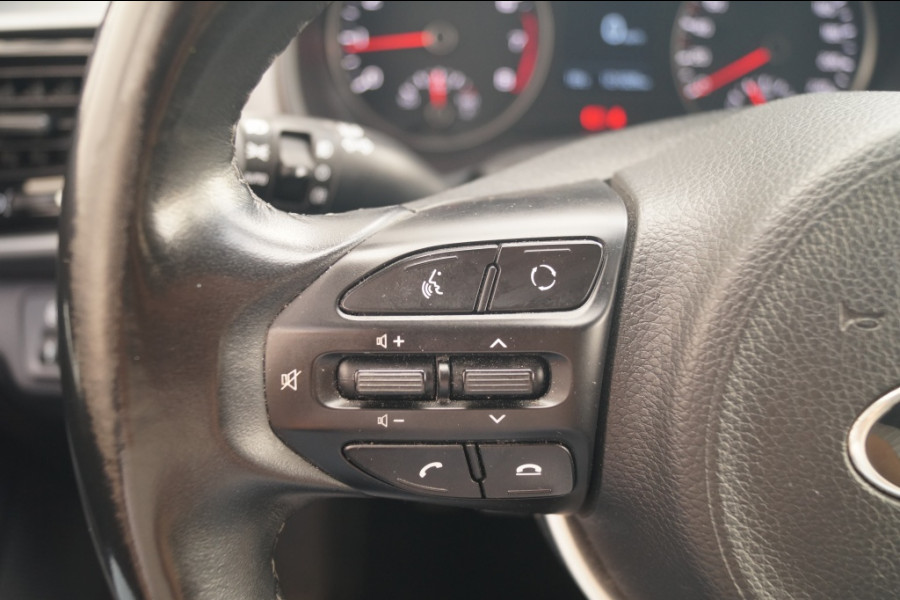 Kia Stonic 1.0 T-GDi DynamicPlusLine -NAVI-CAM-ECC-TREKHAAK-