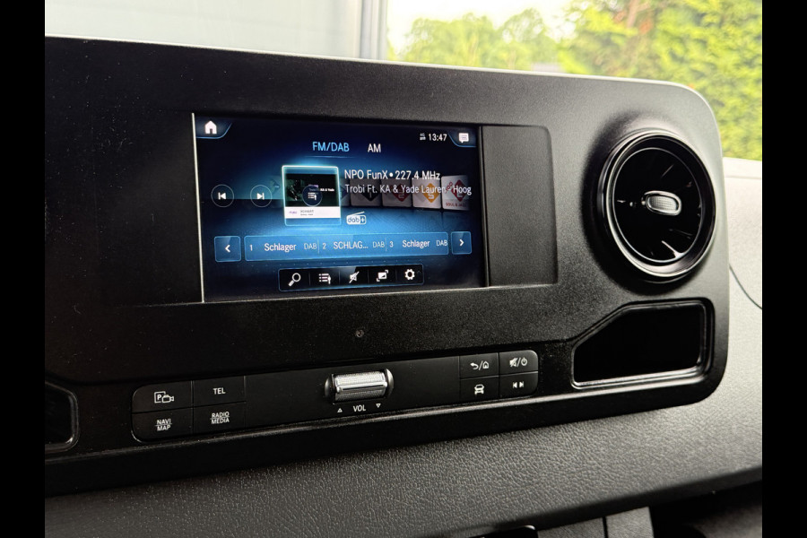 Mercedes-Benz Sprinter 315 CDI 150 PK / L3H2 / 360 CAMERA / AIRCO / CRUISE / NAVI / 3-ZITS / CARPLAY / GEVEERDE STOEL