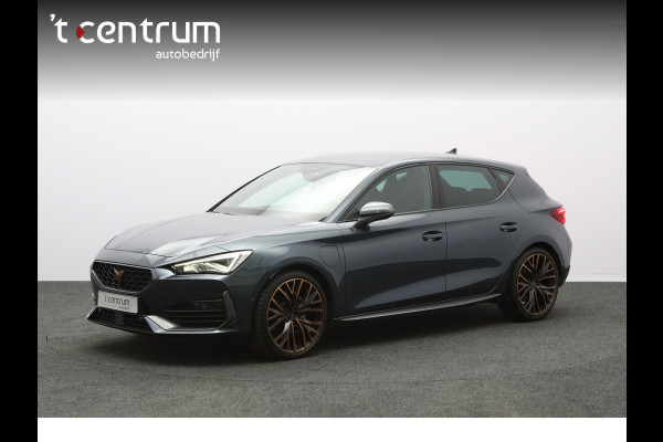 CUPRA Leon 1.4 e-Hybrid VZ 245 PK Copper Edition PHEV, Winterpakket, Camera, Memory
