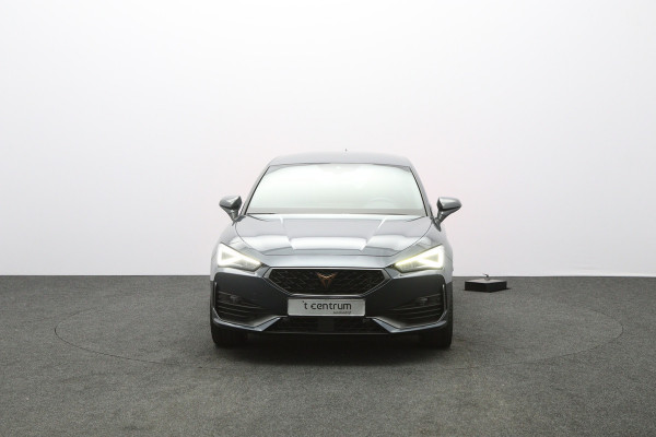 CUPRA Leon 1.4 e-Hybrid VZ 245 PK Copper Edition PHEV, Winterpakket, Camera, Memory
