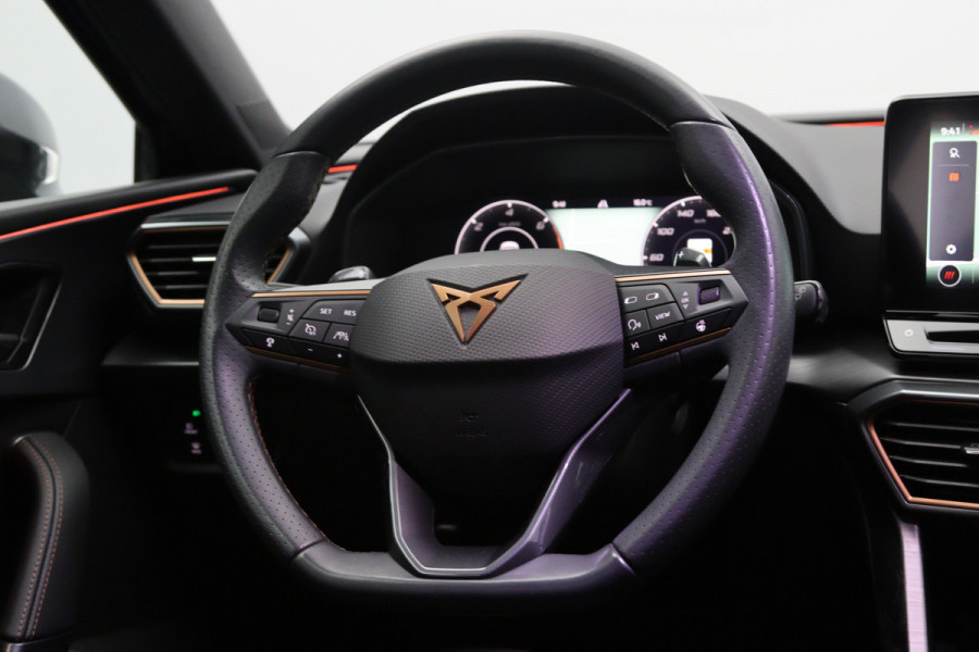 CUPRA Leon 1.4 e-Hybrid VZ 245 PK Copper Edition PHEV, Winterpakket, Camera, Memory
