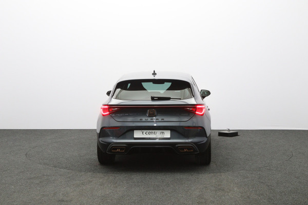 CUPRA Leon 1.4 e-Hybrid VZ 245 PK Copper Edition PHEV, Winterpakket, Camera, Memory