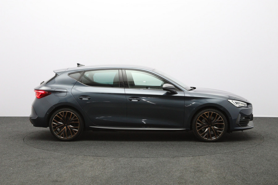 CUPRA Leon 1.4 e-Hybrid VZ 245 PK Copper Edition PHEV, Winterpakket, Camera, Memory
