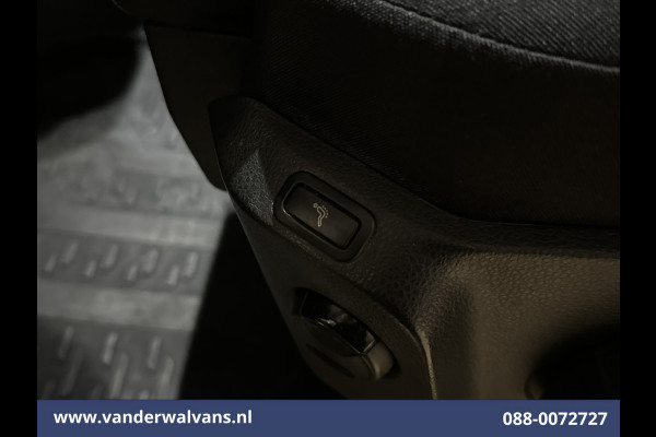 Volkswagen Crafter 2.0 TDI 141pk L3H3 L2H2 Euro6 Airco | Camera | Apple Carplay | Cruisecontrol | Chauffeursstoel Android Auto, Massagestoel