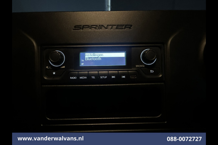 Mercedes-Benz Sprinter 211 CDI L2H2 Euro6 Airco | Camera | Trekhaak Bijrijdersbank