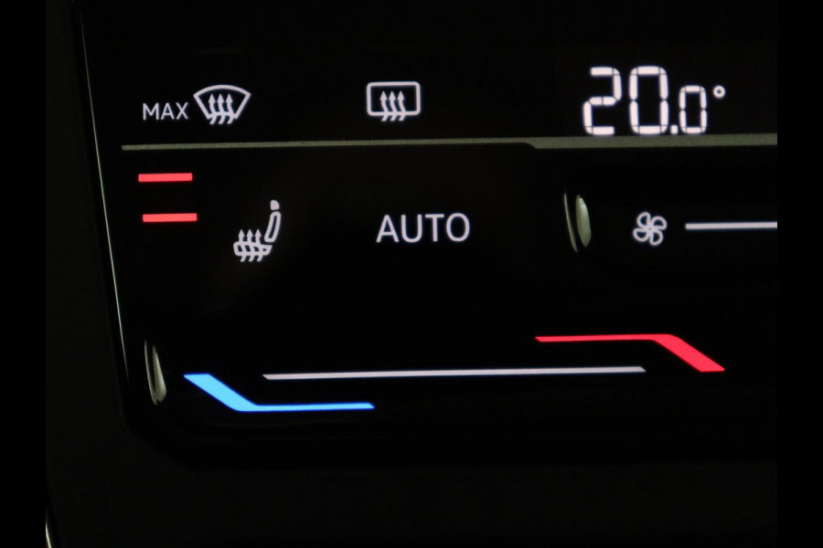Volkswagen Taigo 1.0 TSI Life Virtual | Climate Control | Navi | Climate Control | Parkeersensor | DAB+ | Carplay | Stoelverwarming | Cruise Control