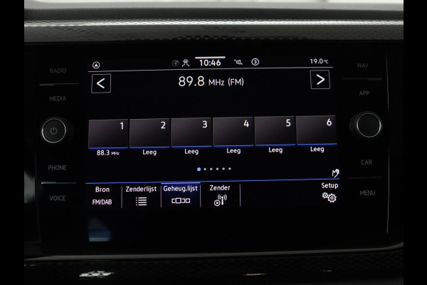 Volkswagen Taigo 1.0 TSI Life Virtual | Climate Control | Navi | Climate Control | Parkeersensor | DAB+ | Carplay | Stoelverwarming | Cruise Control