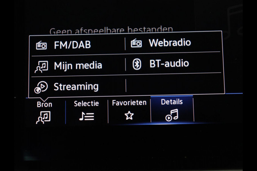 Volkswagen Taigo 1.0 TSI Life Virtual | Climate Control | Navi | Climate Control | Parkeersensor | DAB+ | Carplay | Stoelverwarming | Cruise Control