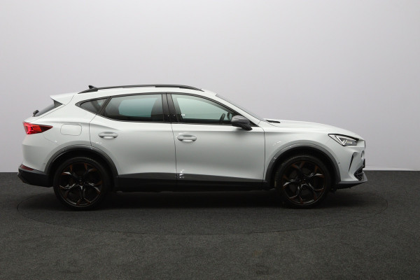CUPRA Formentor 1.4 e-Hybrid VZ 245 PK Copper Edition PHEV, Panoramadak, Trekhaak, Camera, Memory