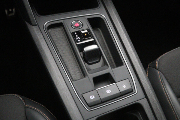 CUPRA Formentor 1.4 e-Hybrid VZ 245 PK Copper Edition PHEV, Panoramadak, Trekhaak, Camera, Memory