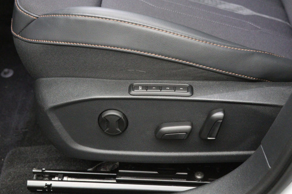 CUPRA Formentor 1.4 e-Hybrid VZ 245 PK Copper Edition PHEV, Panoramadak, Trekhaak, Camera, Memory