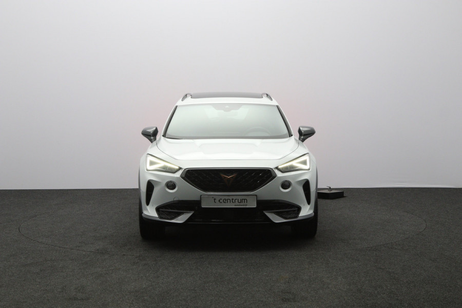 CUPRA Formentor 1.4 e-Hybrid VZ 245 PK Copper Edition PHEV, Panoramadak, Trekhaak, Camera, Memory