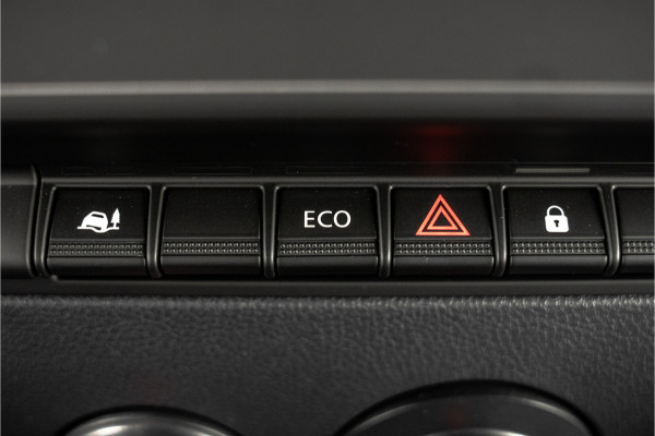 Renault Master **Bleu DCI 135PK | L2H2 | Nieuw | Navi | 3-Zits | LED | Cruise | Airco**