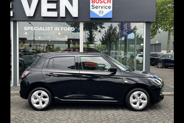 Suzuki Swift 1.2 Select Smart Hybrid CVT Automaat | Meerdere kleuren beschikbaar | €2.200,- voordeel | Adapt. Cruise | Camera | Stoelverwarming | 16'' | Dodehoek | Carplay/Android Auto | Smart Entry |