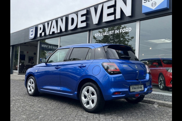 Suzuki Swift 1.2 Select Smart Hybrid CVT Automaat | Meerdere kleuren beschikbaar | €1.600,- voordeel | Adapt. Cruise | Camera | Stoelverwarming | 16'' | Dodehoek | Carplay/Android Auto | Smart Entry |