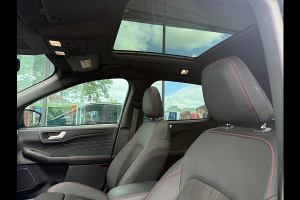 Ford Kuga 2.5 PHEV ST-Line X - Automaat - Pano/Schuifdak - Trekhaak - Navi