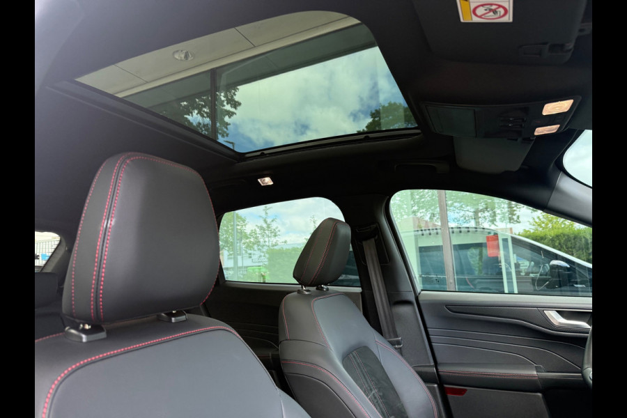 Ford Kuga 2.5 PHEV ST-Line X - Automaat - Pano/Schuifdak - Trekhaak - Navi