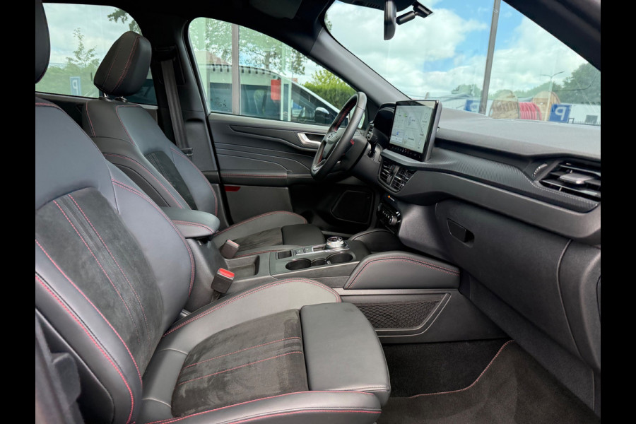 Ford Kuga 2.5 PHEV ST-Line X - Automaat - Pano/Schuifdak - Trekhaak - Navi