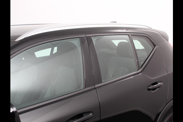 Volvo XC40 2.0 T3 Momentum Navigatie Climate control Cruise control Parkeersensor achter LED Navigatie Verwarmde voorstoelen Apple Carplay/ Android Auto