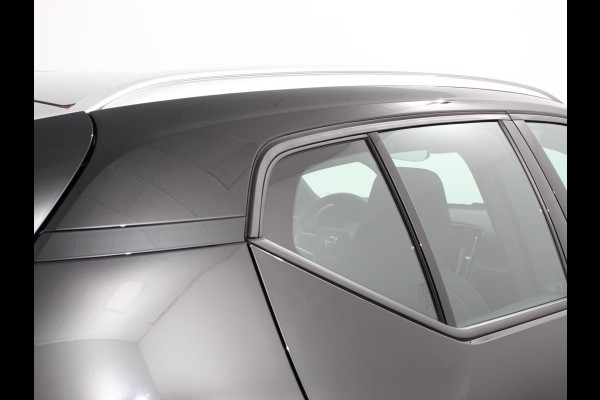 Volvo XC40 2.0 T3 Momentum Navigatie Climate control Cruise control Parkeersensor achter LED Navigatie Verwarmde voorstoelen Apple Carplay/ Android Auto