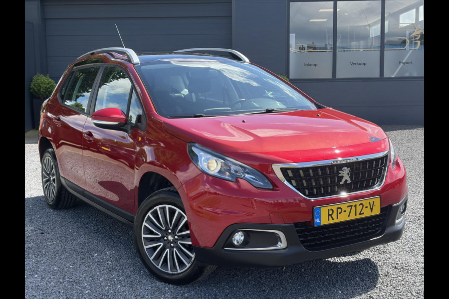 Peugeot 2008 1.2 PureTech Blue Lion 110pk,Carplay,Trekhaak,Pano,Navi,Airco,Cruise,Pdc,N.A.P,Nieuwe Apk bij Aflevering