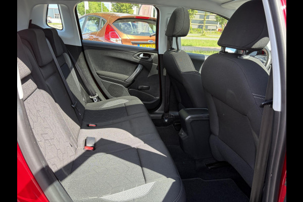 Peugeot 2008 1.2 PureTech Blue Lion 110pk,Carplay,Trekhaak,Pano,Navi,Airco,Cruise,Pdc,N.A.P,Nieuwe Apk bij Aflevering