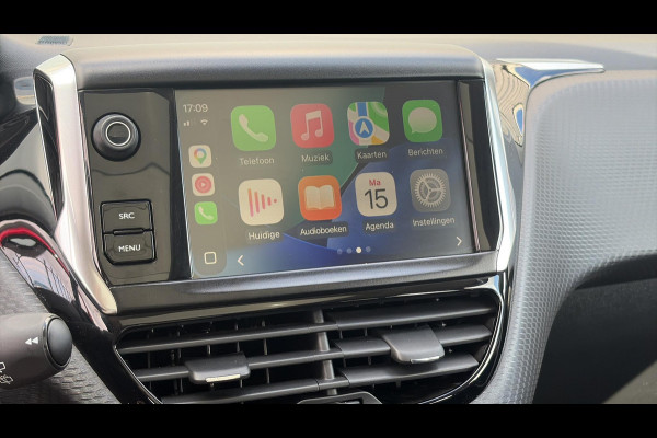 Peugeot 2008 1.2 PureTech Blue Lion 110pk,Carplay,Trekhaak,Pano,Navi,Airco,Cruise,Pdc,N.A.P,Nieuwe Apk bij Aflevering