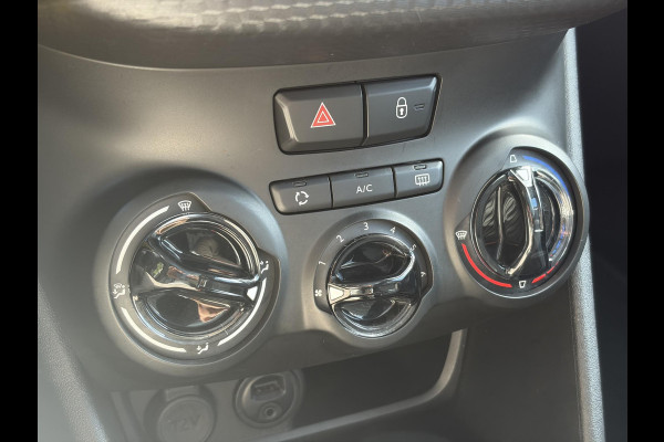 Peugeot 2008 1.2 PureTech Blue Lion 110pk,Carplay,Trekhaak,Pano,Navi,Airco,Cruise,Pdc,N.A.P,Nieuwe Apk bij Aflevering
