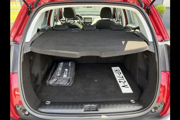 Peugeot 2008 1.2 PureTech Blue Lion 110pk,Carplay,Trekhaak,Pano,Navi,Airco,Cruise,Pdc,N.A.P,Nieuwe Apk bij Aflevering