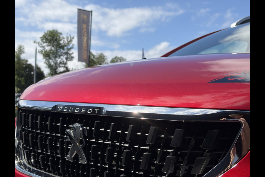Peugeot 2008 1.2 PureTech Blue Lion 110pk,Carplay,Trekhaak,Pano,Navi,Airco,Cruise,Pdc,N.A.P,Nieuwe Apk bij Aflevering