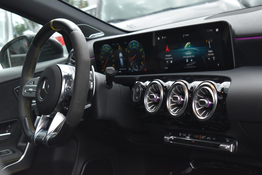 Mercedes-Benz A-Klasse AMG 45 S 4MATIC+ Pano HUD Lane Burmester 360C Keyless
