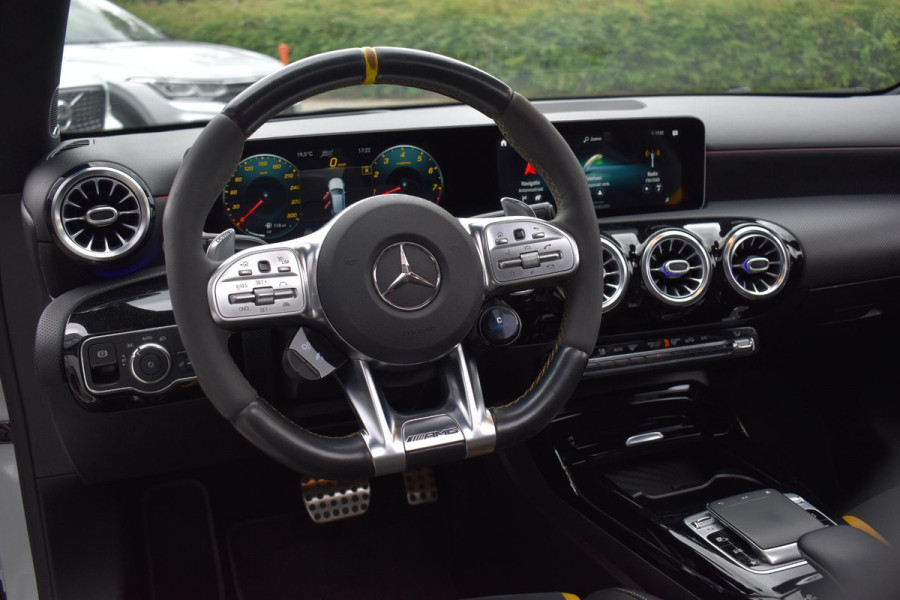 Mercedes-Benz A-Klasse AMG 45 S 4MATIC+ Pano HUD Lane Burmester 360C Keyless