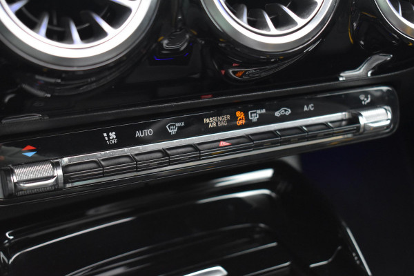 Mercedes-Benz A-Klasse AMG 45 S 4MATIC+ Pano HUD Lane Burmester 360C Keyless