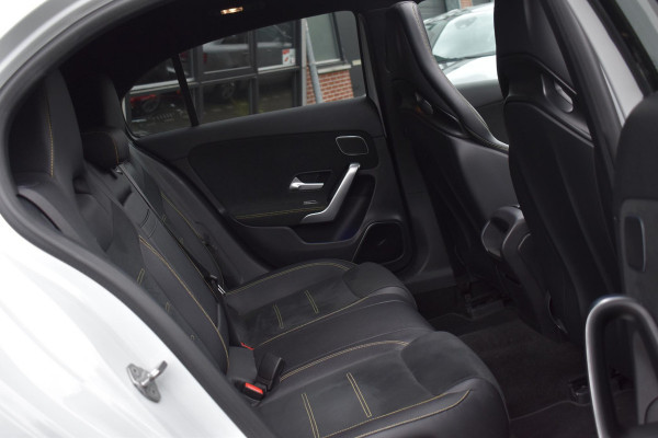 Mercedes-Benz A-Klasse AMG 45 S 4MATIC+ Pano HUD Lane Burmester 360C Keyless