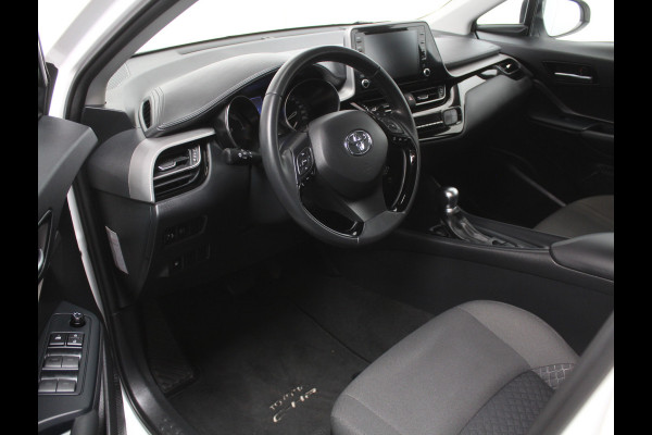 Toyota C-HR 1.8 Hybrid Active CLIMATE | CAMERA | LED | CARPLAY | LMV17 | ADAPCRUISE | DAB