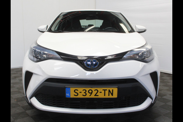 Toyota C-HR 1.8 Hybrid Active CLIMATE | CAMERA | LED | CARPLAY | LMV17 | ADAPCRUISE | DAB