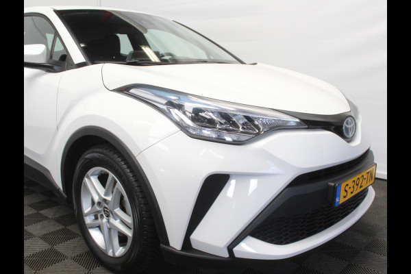 Toyota C-HR 1.8 Hybrid Active CLIMATE | CAMERA | LED | CARPLAY | LMV17 | ADAPCRUISE | DAB