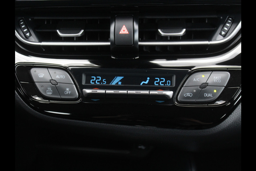 Toyota C-HR 1.8 Hybrid Active CLIMATE | CAMERA | LED | CARPLAY | LMV17 | ADAPCRUISE | DAB