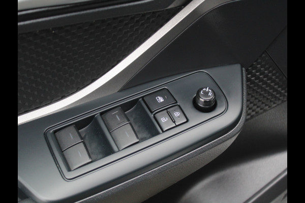Toyota C-HR 1.8 Hybrid Active CLIMATE | CAMERA | LED | CARPLAY | LMV17 | ADAPCRUISE | DAB