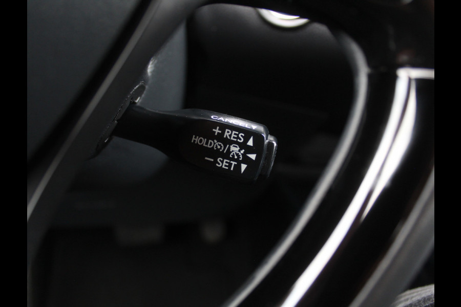 Toyota C-HR 1.8 Hybrid Active CLIMATE | CAMERA | LED | CARPLAY | LMV17 | ADAPCRUISE | DAB