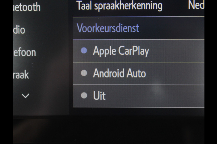 Toyota C-HR 1.8 Hybrid Active CLIMATE | CAMERA | LED | CARPLAY | LMV17 | ADAPCRUISE | DAB
