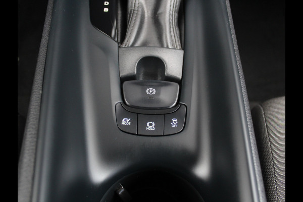 Toyota C-HR 1.8 Hybrid Active CLIMATE | CAMERA | LED | CARPLAY | LMV17 | ADAPCRUISE | DAB