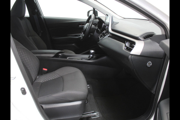 Toyota C-HR 1.8 Hybrid Active CLIMATE | CAMERA | LED | CARPLAY | LMV17 | ADAPCRUISE | DAB