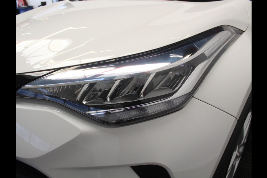 Toyota C-HR 1.8 Hybrid Active CLIMATE | CAMERA | LED | CARPLAY | LMV17 | ADAPCRUISE | DAB
