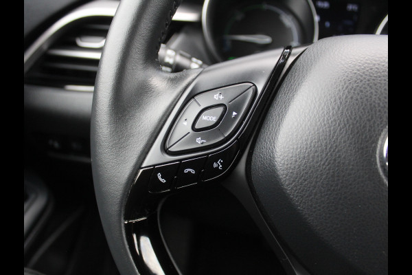 Toyota C-HR 1.8 Hybrid Active CLIMATE | CAMERA | LED | CARPLAY | LMV17 | ADAPCRUISE | DAB