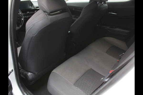 Toyota C-HR 1.8 Hybrid Active CLIMATE | CAMERA | LED | CARPLAY | LMV17 | ADAPCRUISE | DAB