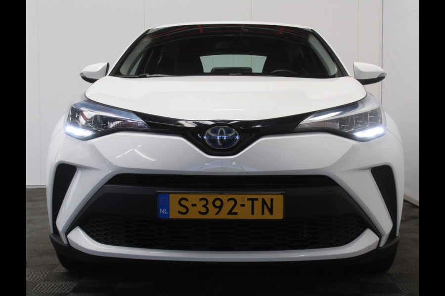 Toyota C-HR 1.8 Hybrid Active CLIMATE | CAMERA | LED | CARPLAY | LMV17 | ADAPCRUISE | DAB
