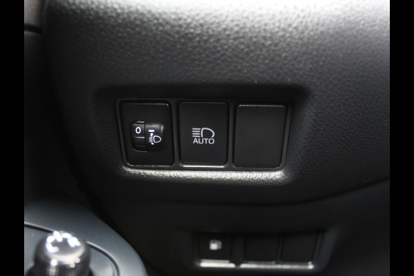 Toyota C-HR 1.8 Hybrid Active CLIMATE | CAMERA | LED | CARPLAY | LMV17 | ADAPCRUISE | DAB