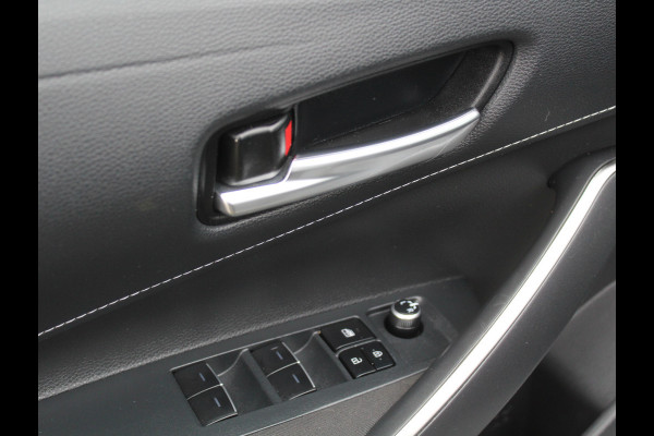Toyota Corolla Touring Sports 1.8 Hybrid Active CAMERA | CARPLAY | ADAPCRUISE | CLIMATE | DAB | LED | LMV16 | NAVI